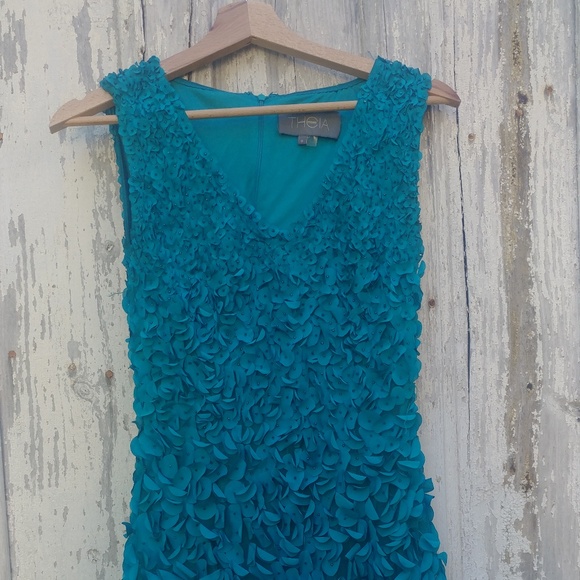 Theia Flower Petal Applique Dress - Picture 3 of 6